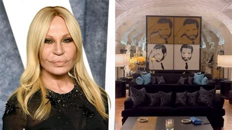 La casa di Donatella Versace con il bagno 